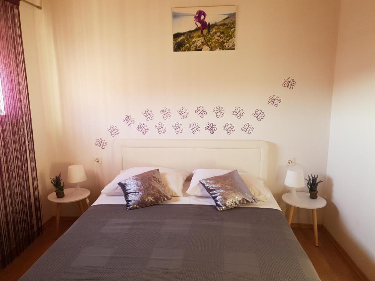Apartmani Dalmatinka Metajna Exterior photo