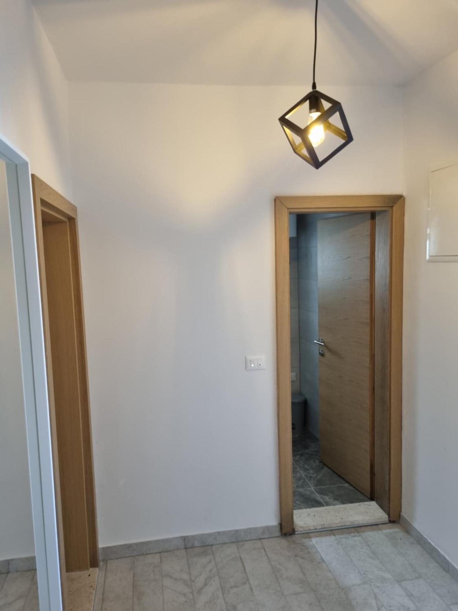 Apartmani Dalmatinka Metajna Exterior photo
